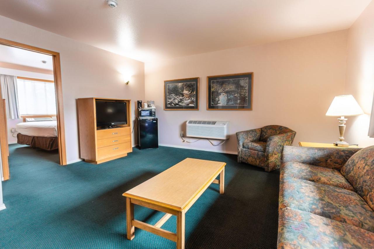 Rivertree Inn & Suites Clarkston Kültér fotó