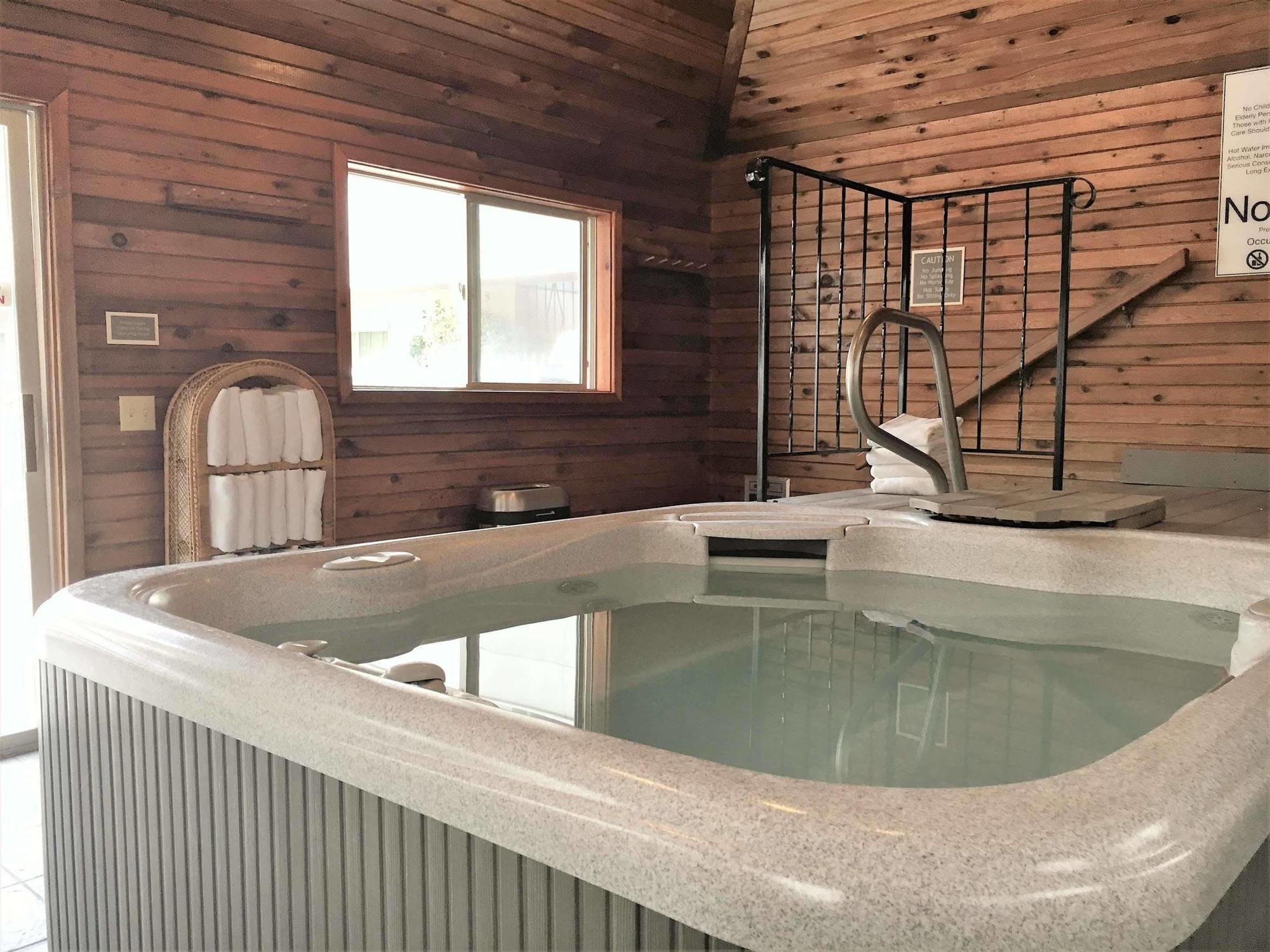 Rivertree Inn & Suites Clarkston Kültér fotó