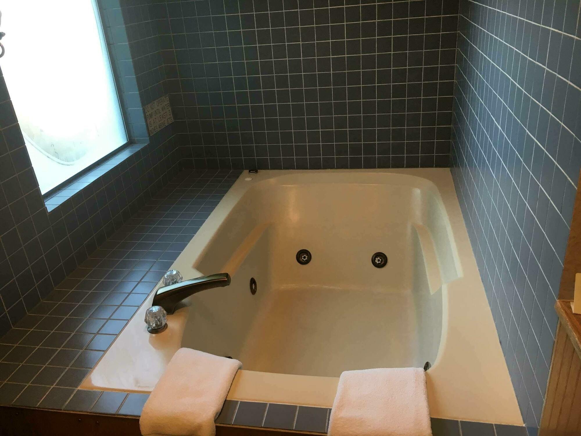 Rivertree Inn & Suites Clarkston Kültér fotó